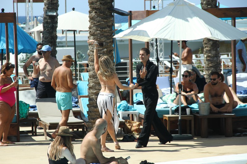 Latino Waves at Riviera